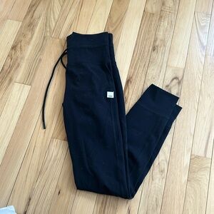 Vuori daily leggings